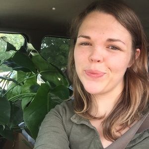 Meet your Posher, Laura